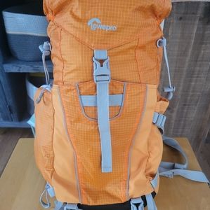 Lowepro Photo Sport Sling 100 AW camera bag